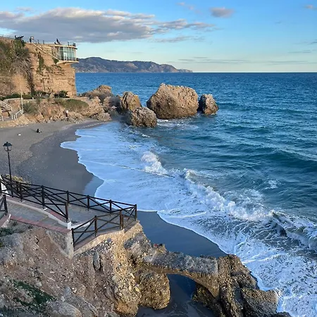 Apartment Nuevo Con Parking Y A 300 Metros Playa Nerja